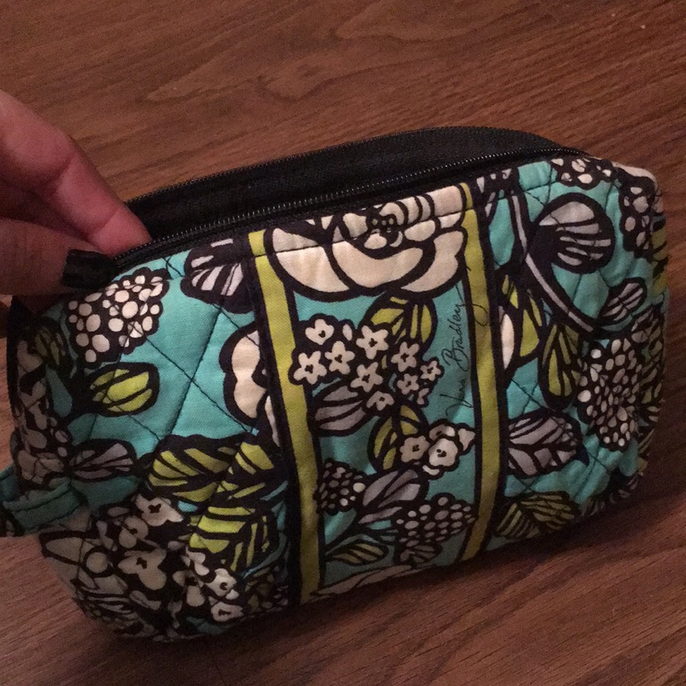 Vera Bradley Medium cosmetic bag